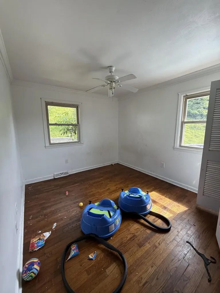 46 Wendell Lane Flat Lick KY 40935