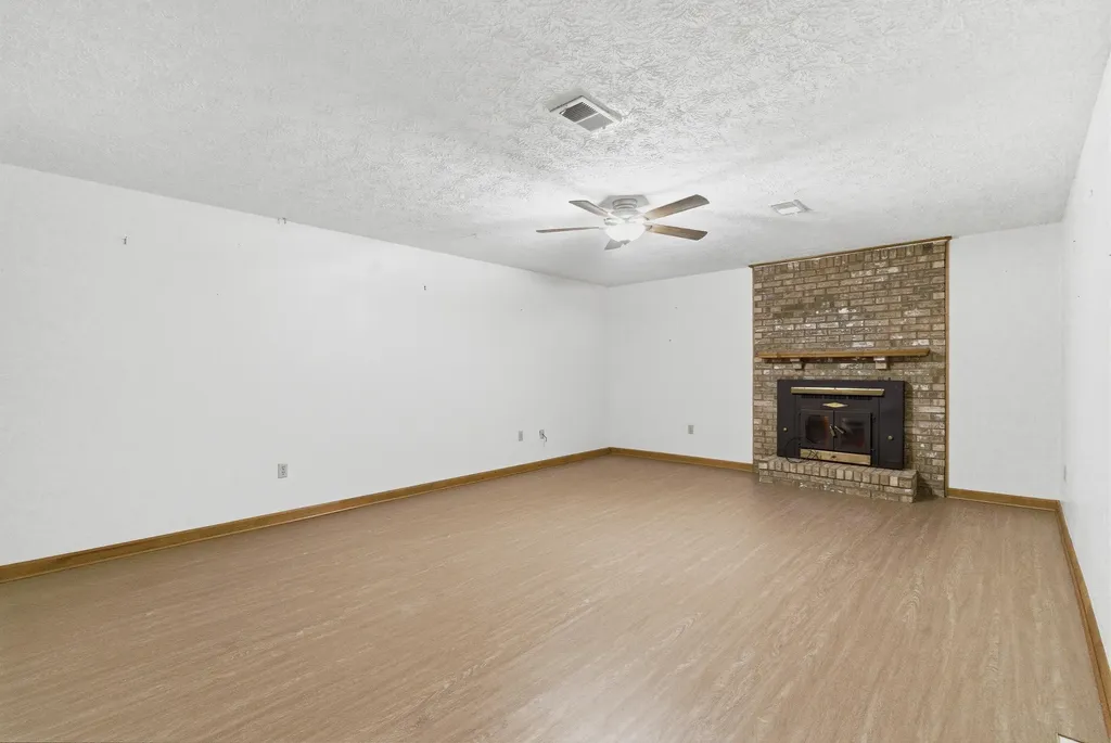 113 Deer Creek Drive Richmond KY 40475