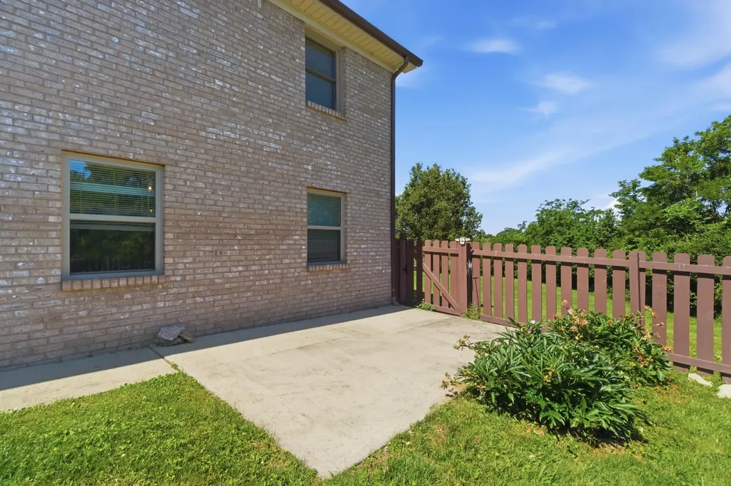 113 Deer Creek Drive Richmond KY 40475