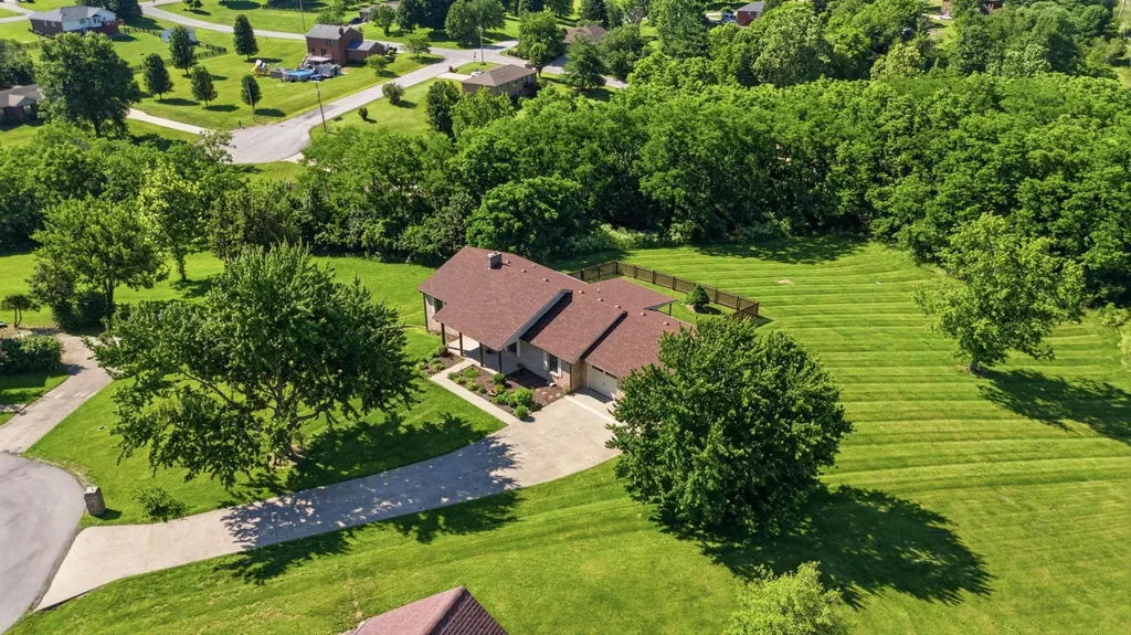 113 Deer Creek Drive Richmond KY 40475