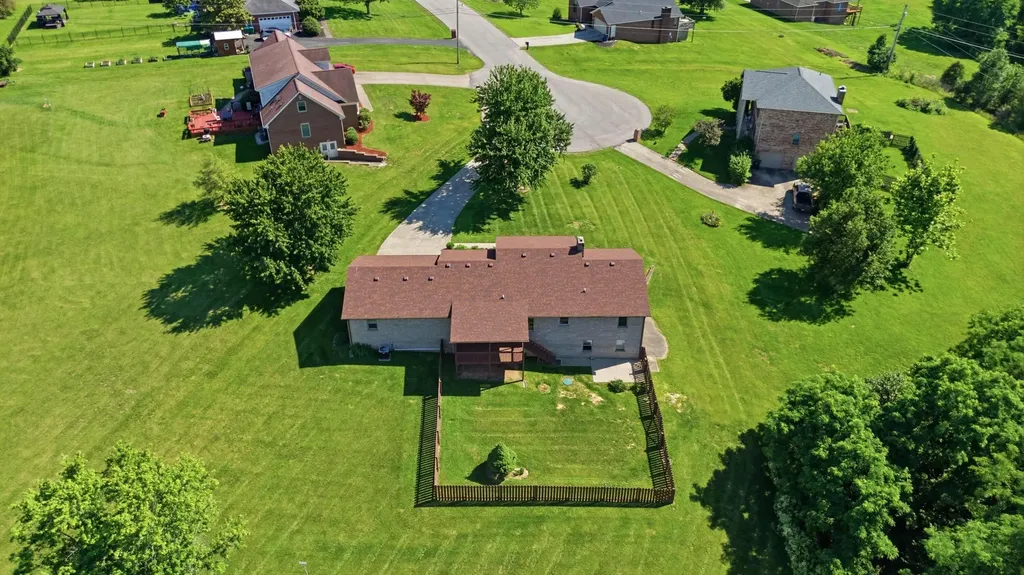 113 Deer Creek Drive Richmond KY 40475