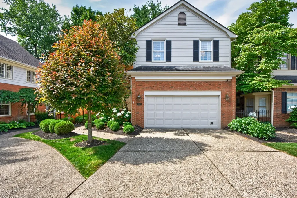 2932 Eastbrook Court Lexington KY 40502