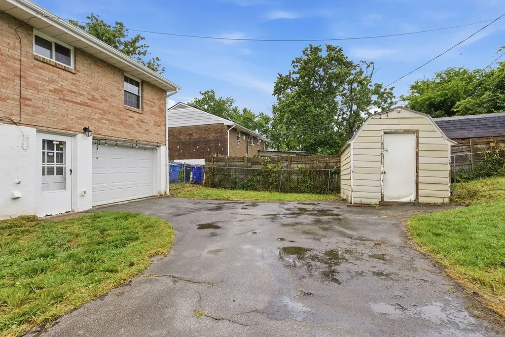 1429 Dale Drive Lexington KY 40517