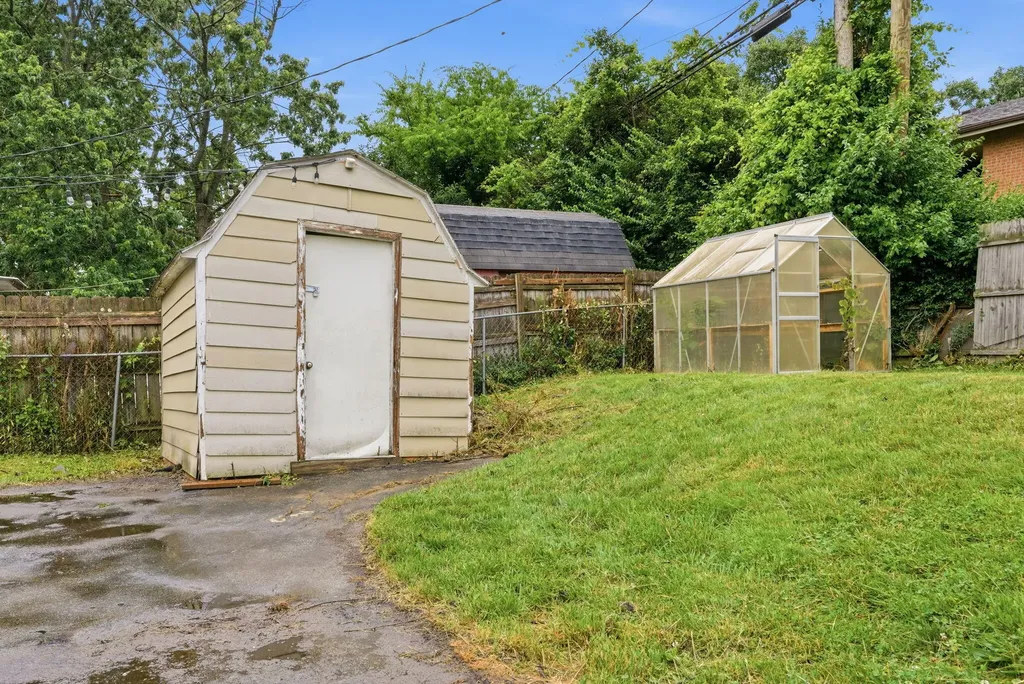 1429 Dale Drive Lexington KY 40517
