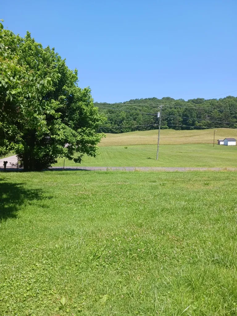 32 Cr-1143a Dear Born Drive Barbourville KY 40906
