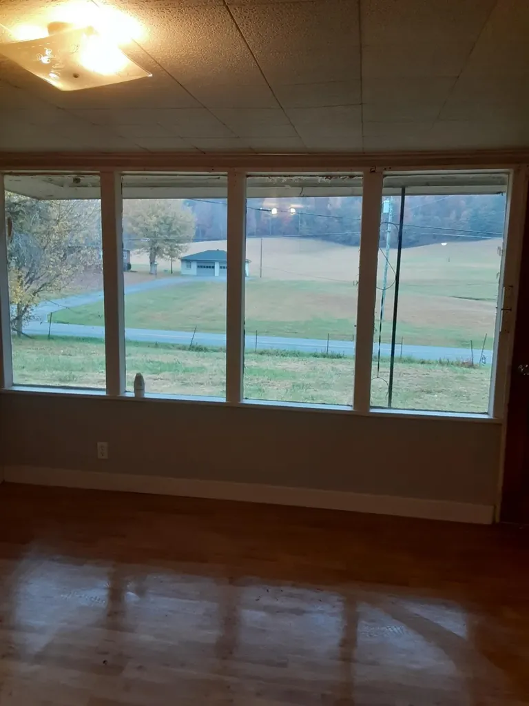 32 Cr-1143a Dear Born Drive Barbourville KY 40906