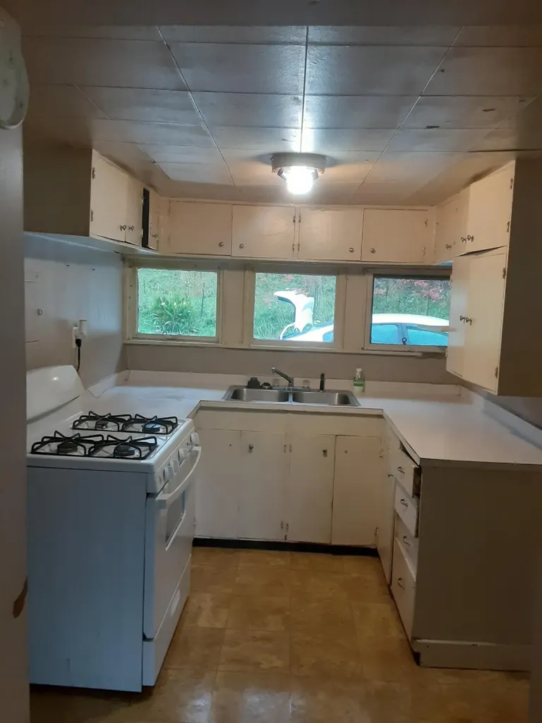 32 Cr-1143a Dear Born Drive Barbourville KY 40906
