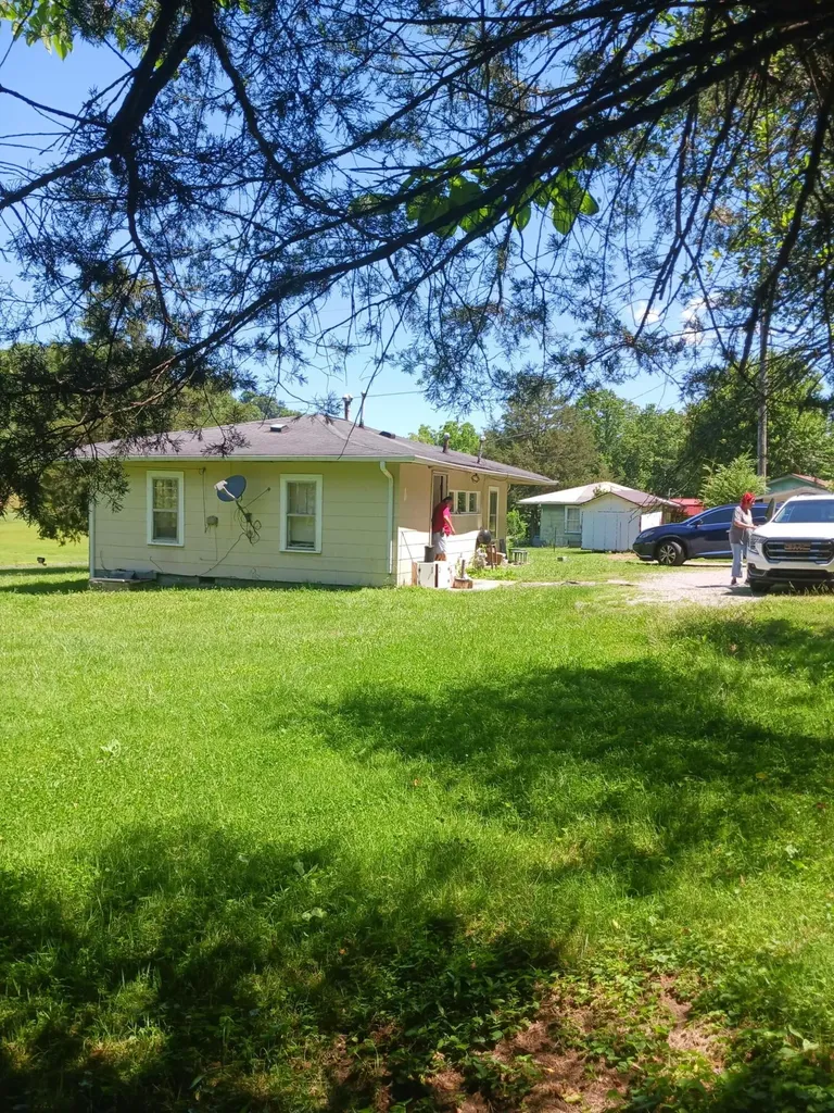 32 Cr-1143a Dear Born Drive Barbourville KY 40906