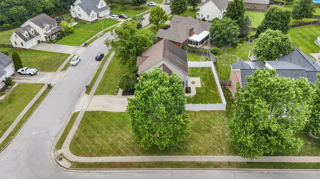 101 Franklin Court Nicholasville KY 40356