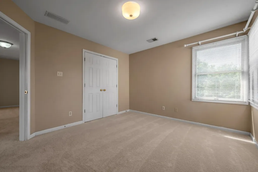1104 Seville Court Lexington KY 40515