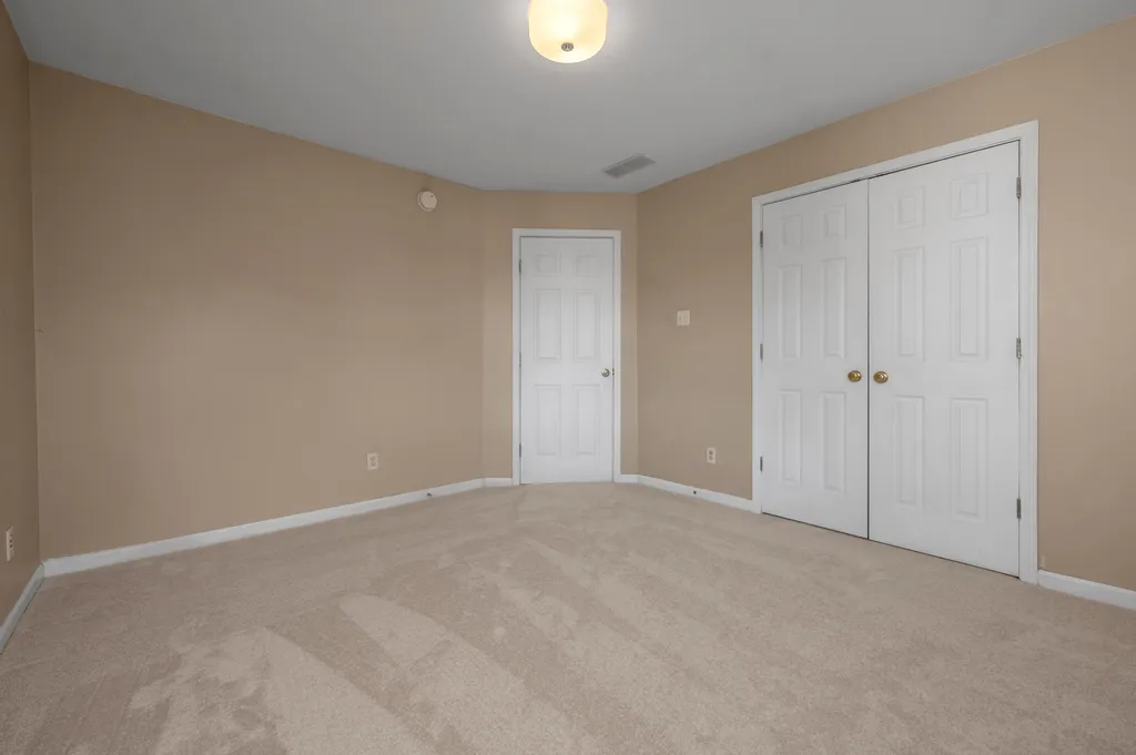 1104 Seville Court Lexington KY 40515