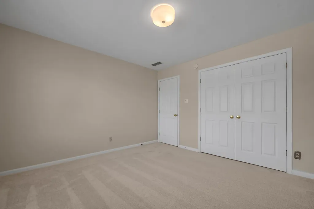 1104 Seville Court Lexington KY 40515