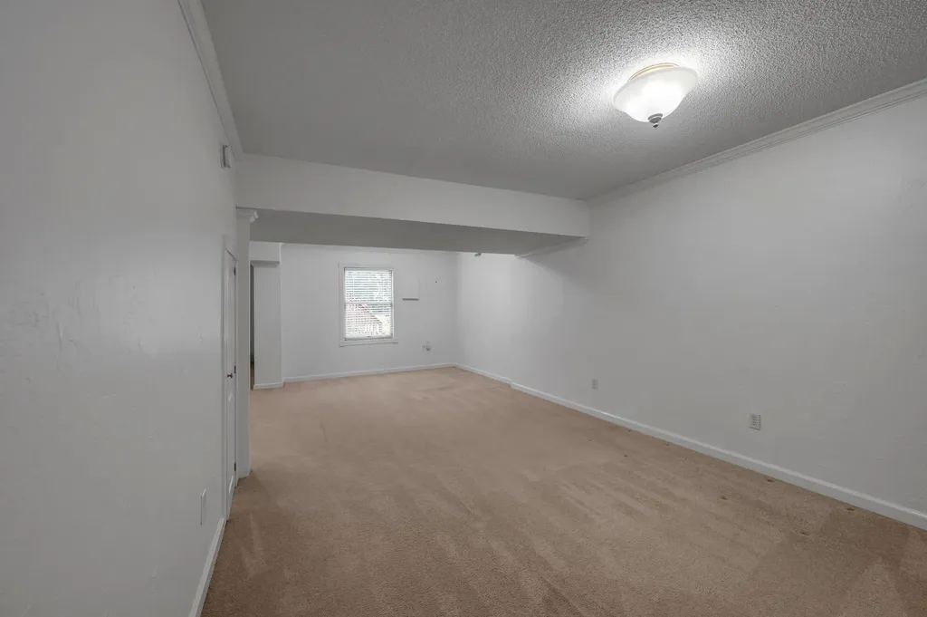 1104 Seville Court Lexington KY 40515