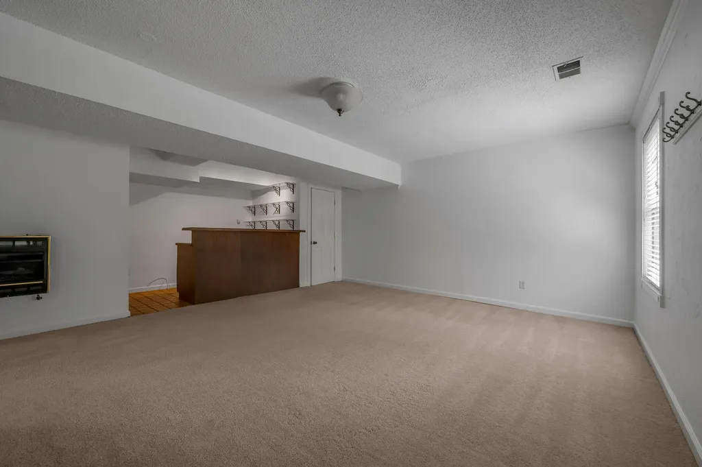 1104 Seville Court Lexington KY 40515