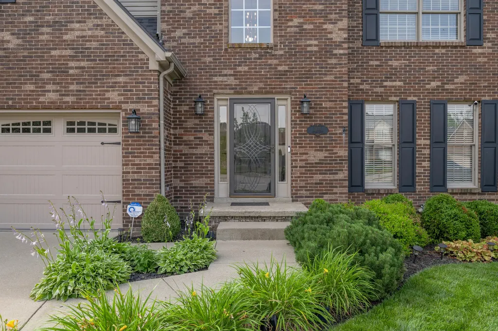 1104 Seville Court Lexington KY 40515