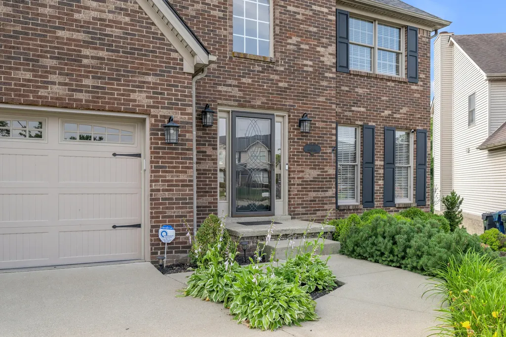 1104 Seville Court Lexington KY 40515