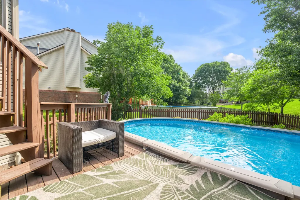 1104 Seville Court Lexington KY 40515