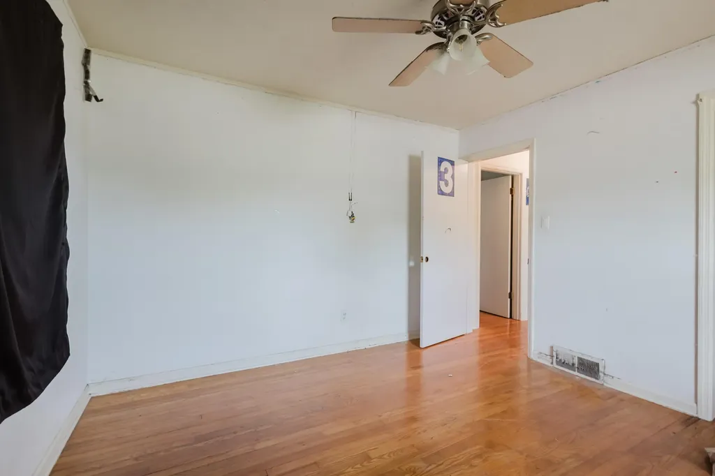 2108 Harrodsburg Road Lexington KY 40503