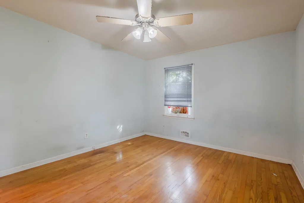 2108 Harrodsburg Road Lexington KY 40503