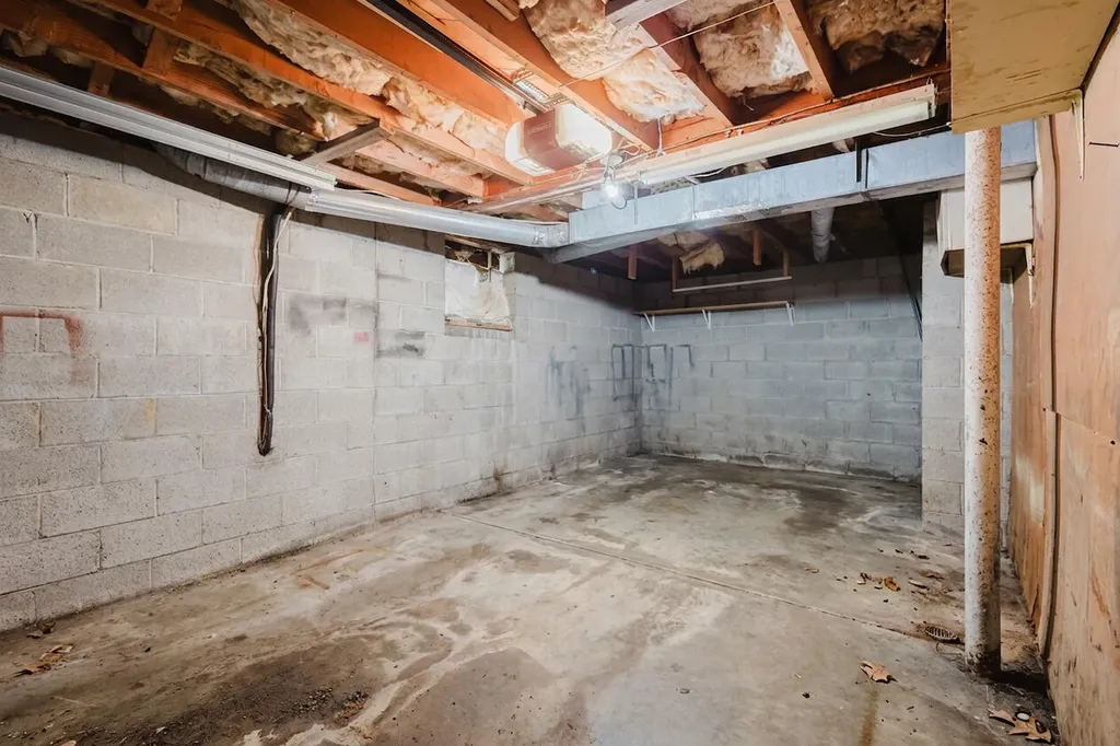 2108 Harrodsburg Road Lexington KY 40503