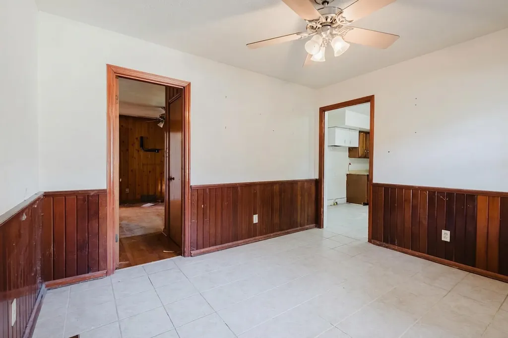 2108 Harrodsburg Road Lexington KY 40503