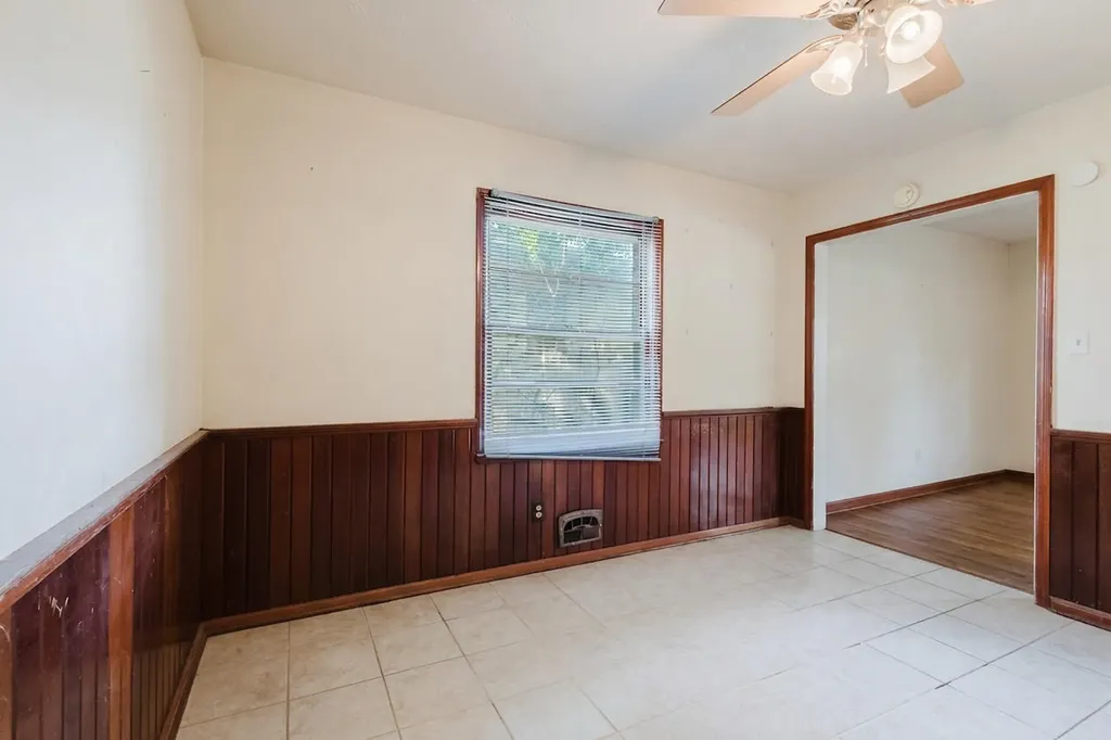 2108 Harrodsburg Road Lexington KY 40503