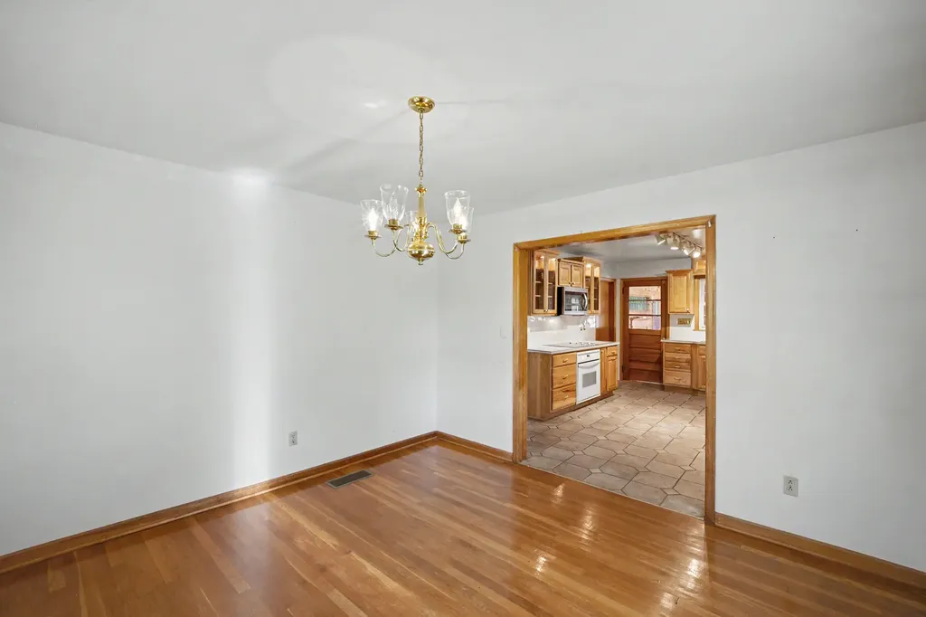 4861 Winchester Road Lexington KY 40509