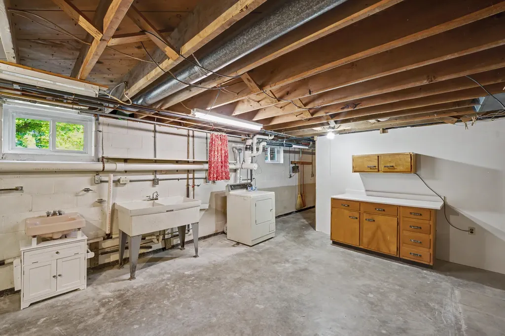 4861 Winchester Road Lexington KY 40509