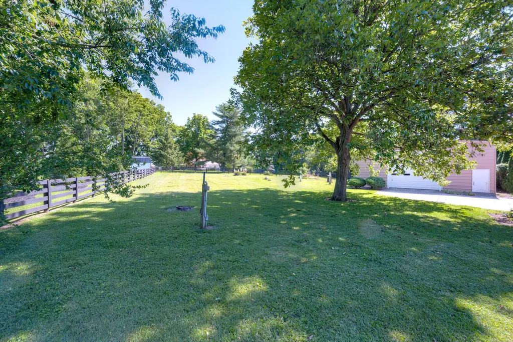 4861 Winchester Road Lexington KY 40509