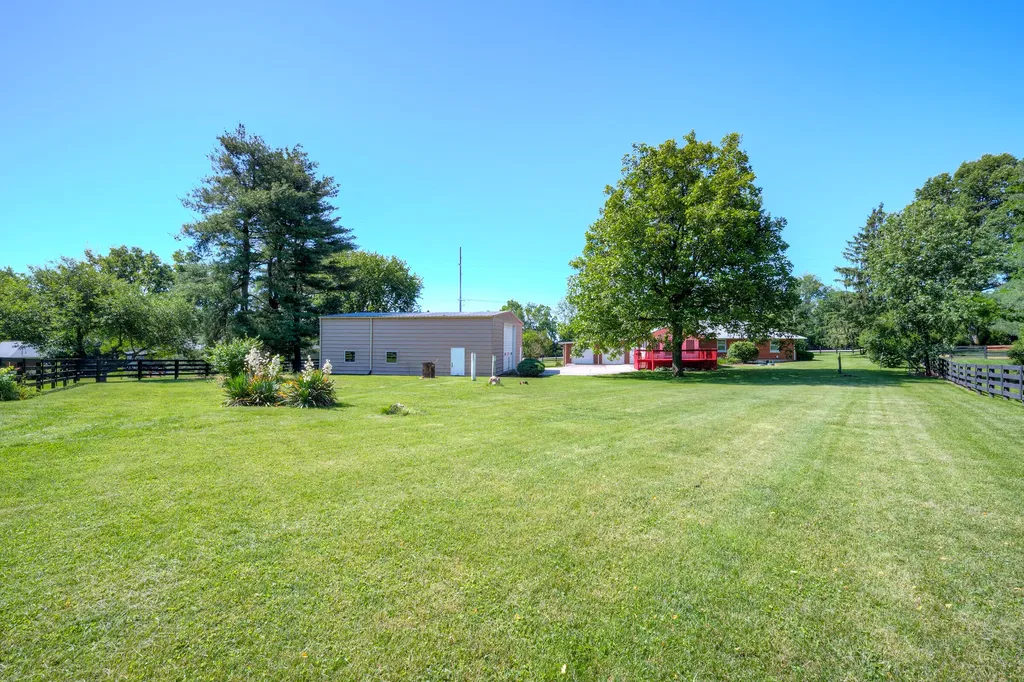 4861 Winchester Road Lexington KY 40509