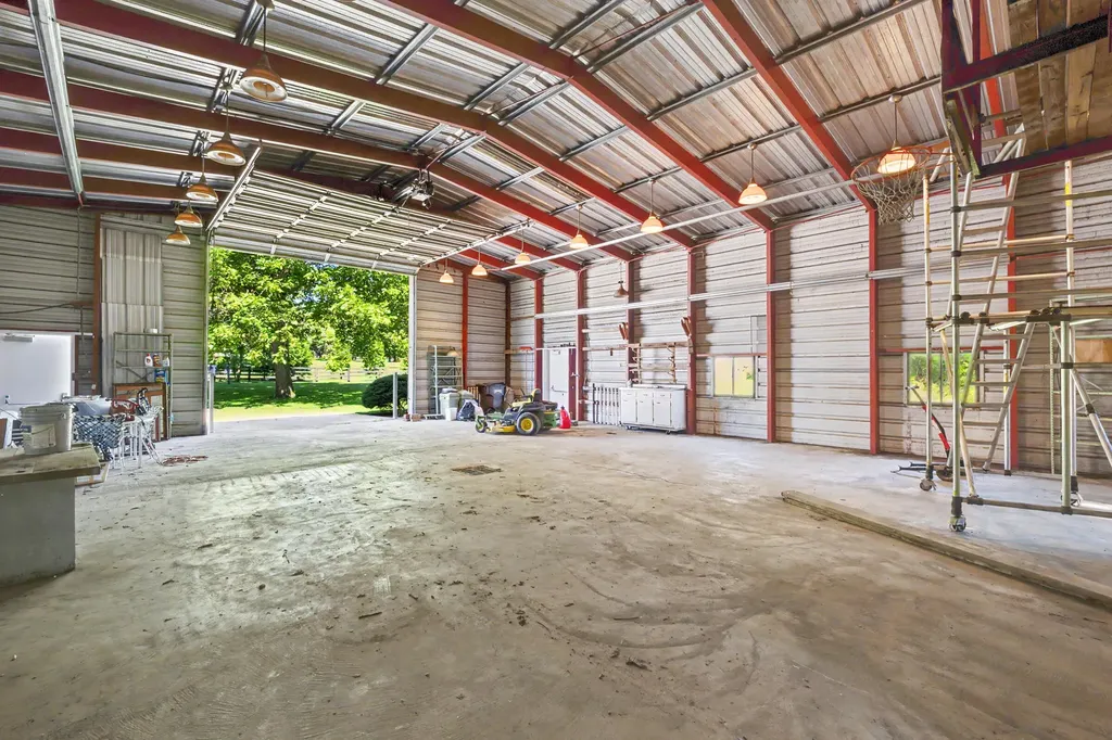 4861 Winchester Road Lexington KY 40509