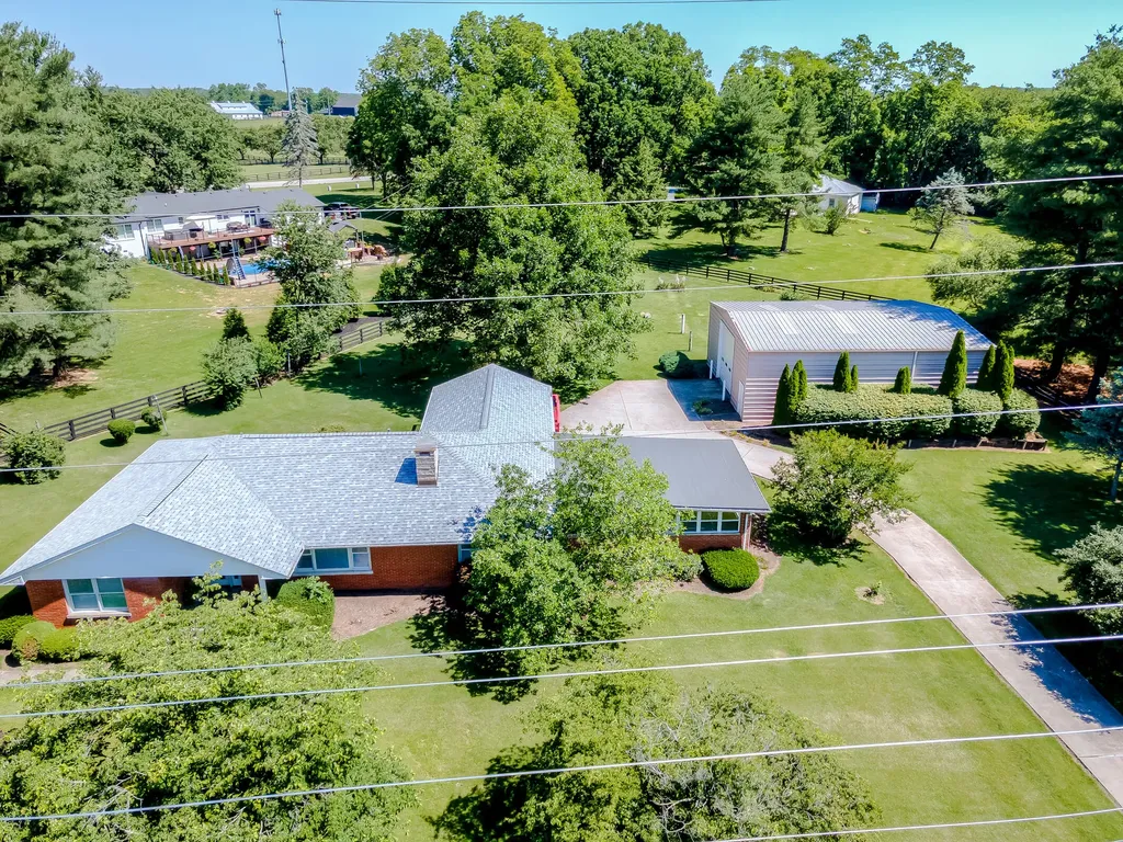 4861 Winchester Road Lexington KY 40509