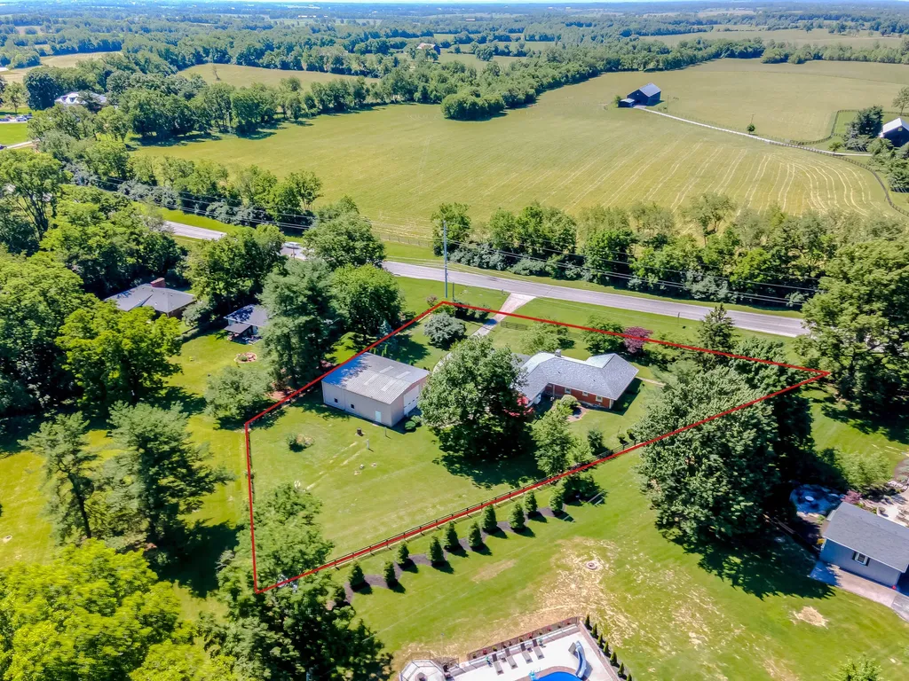 4861 Winchester Road Lexington KY 40509