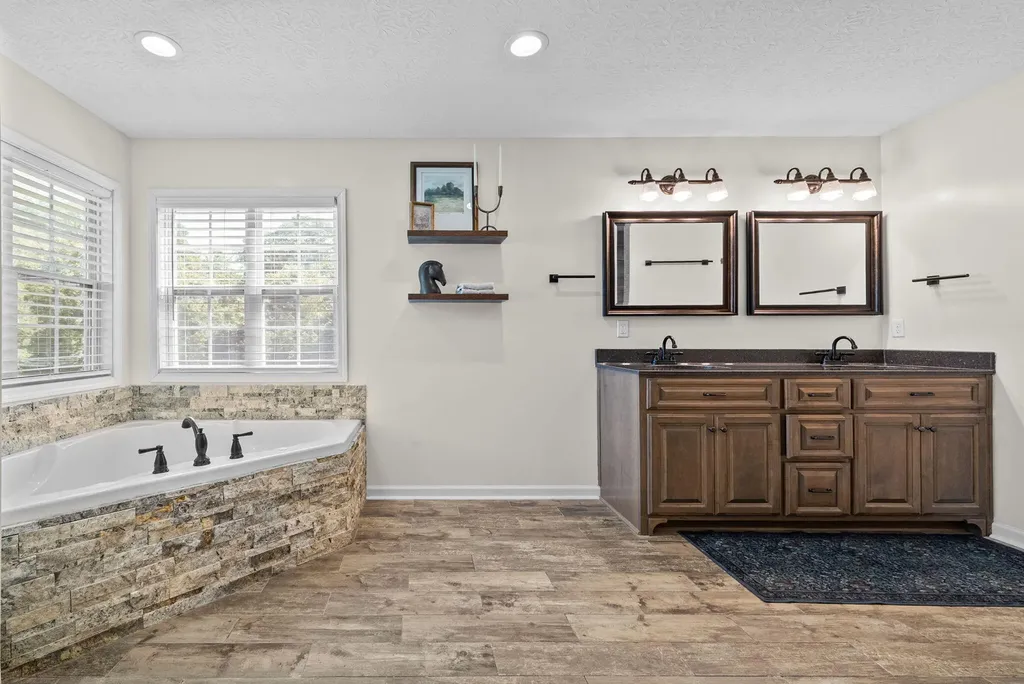 324 Marshall Road Russellville KY 42276
