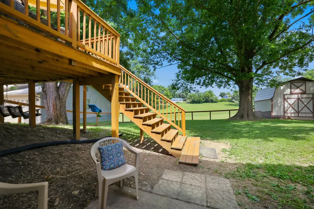 322 Kennedy Heights Carlisle KY 40311