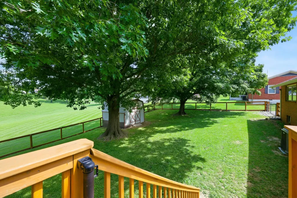 322 Kennedy Heights Carlisle KY 40311