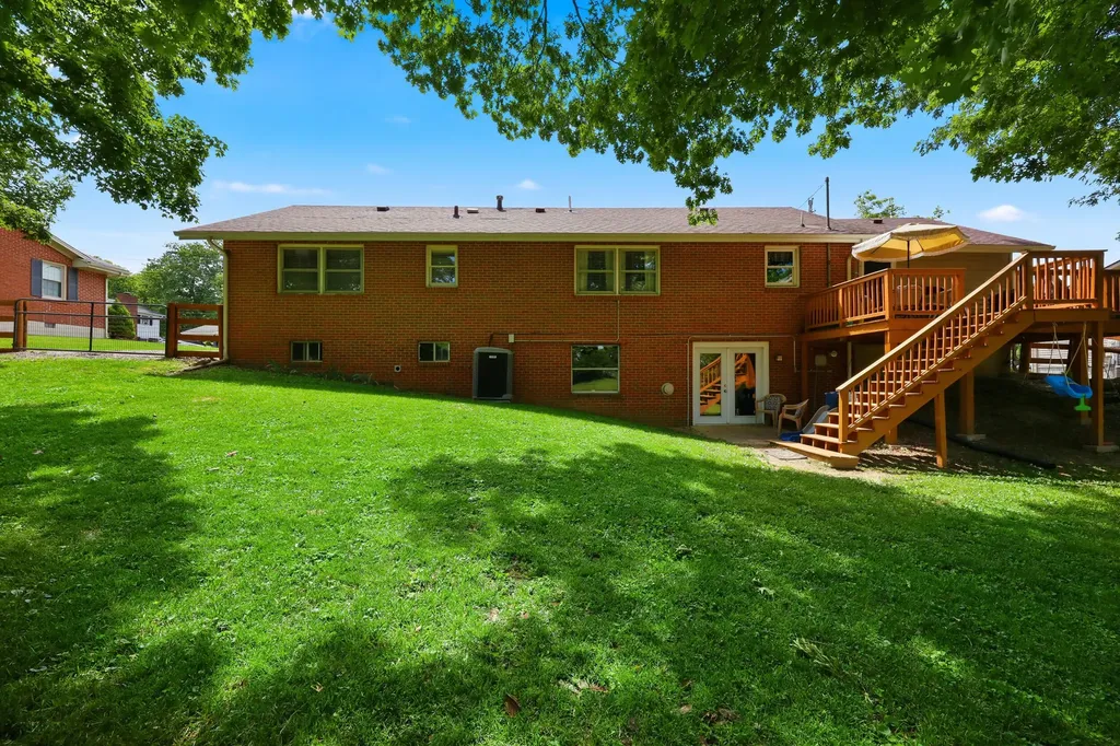 322 Kennedy Heights Carlisle KY 40311