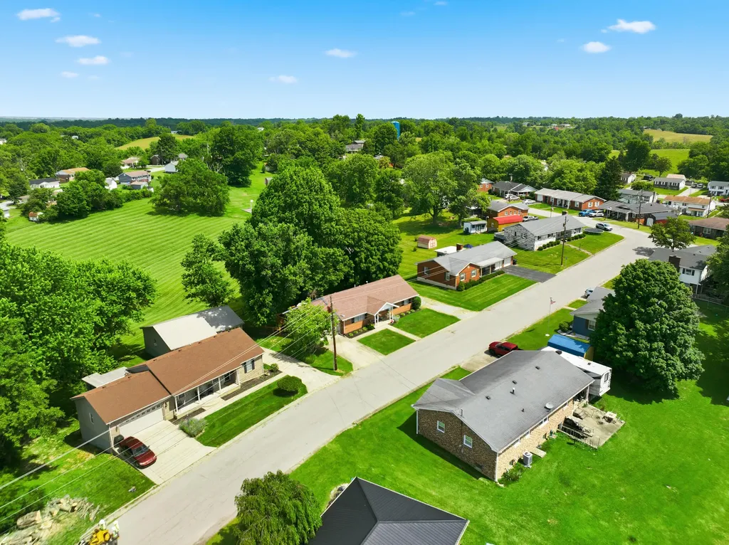 322 Kennedy Heights Carlisle KY 40311