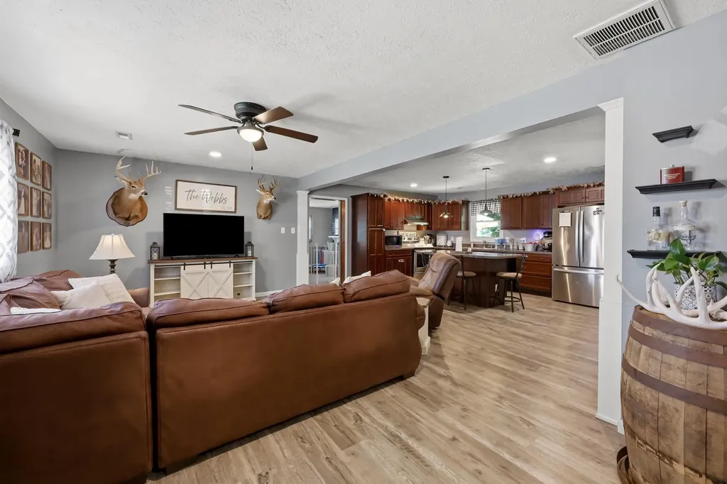 322 Kennedy Heights Carlisle KY 40311