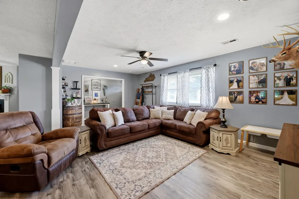 322 Kennedy Heights Carlisle KY 40311