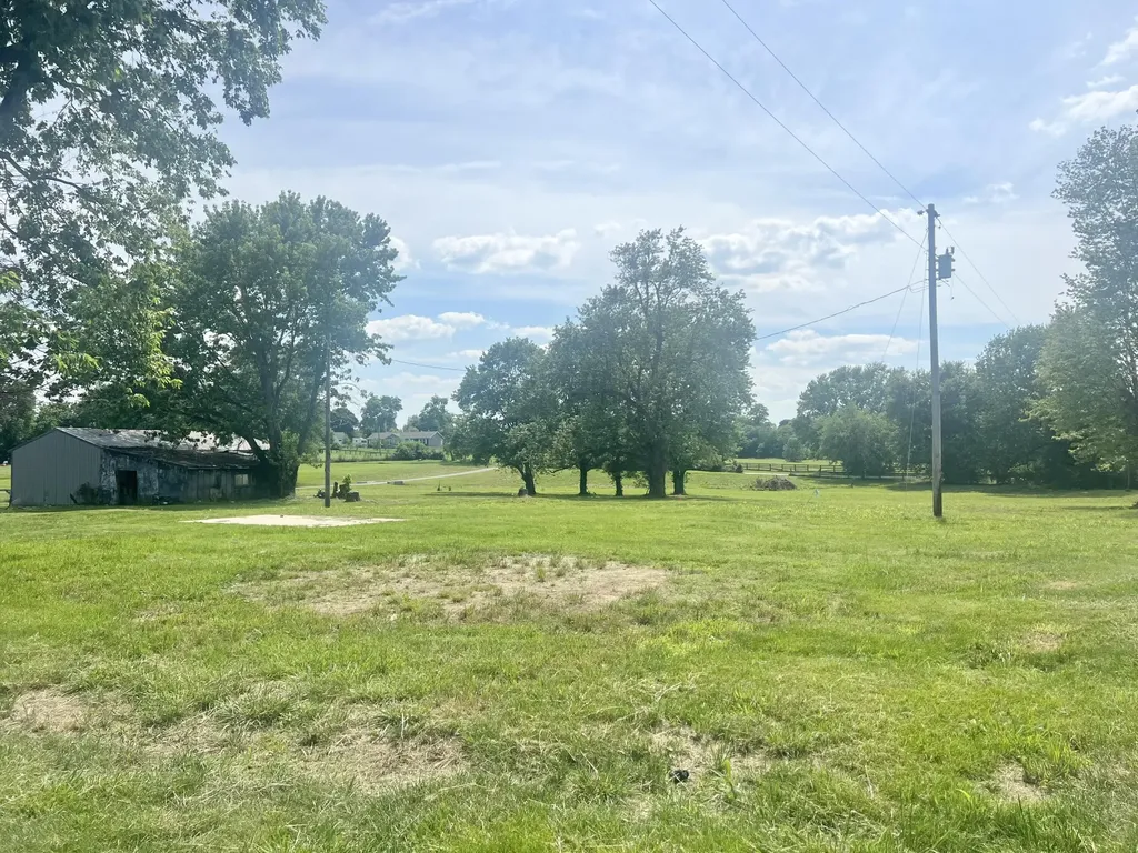 119 Chinn Lane Harrodsburg KY 40330