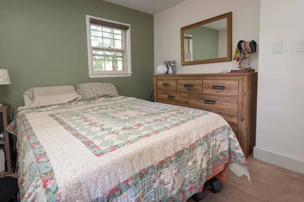 250 Lynnwood Drive Versailles KY 40383