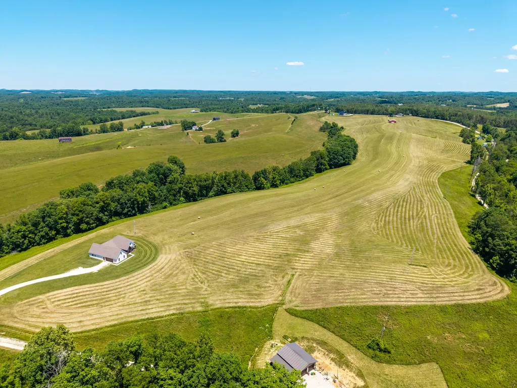 2380 Highway 976 West Liberty KY 41472