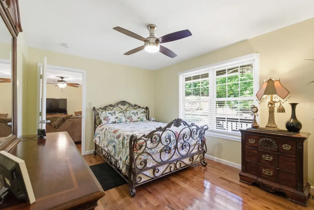 850 Cliffs Edge Road East Bernstadt KY 40729