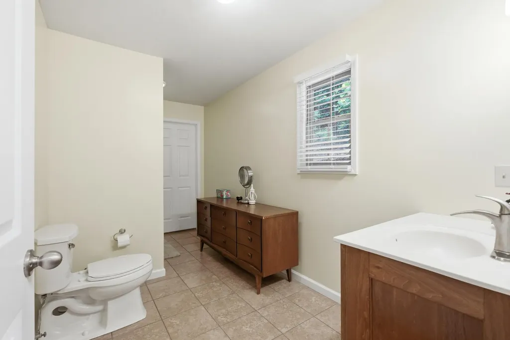 850 Cliffs Edge Road East Bernstadt KY 40729