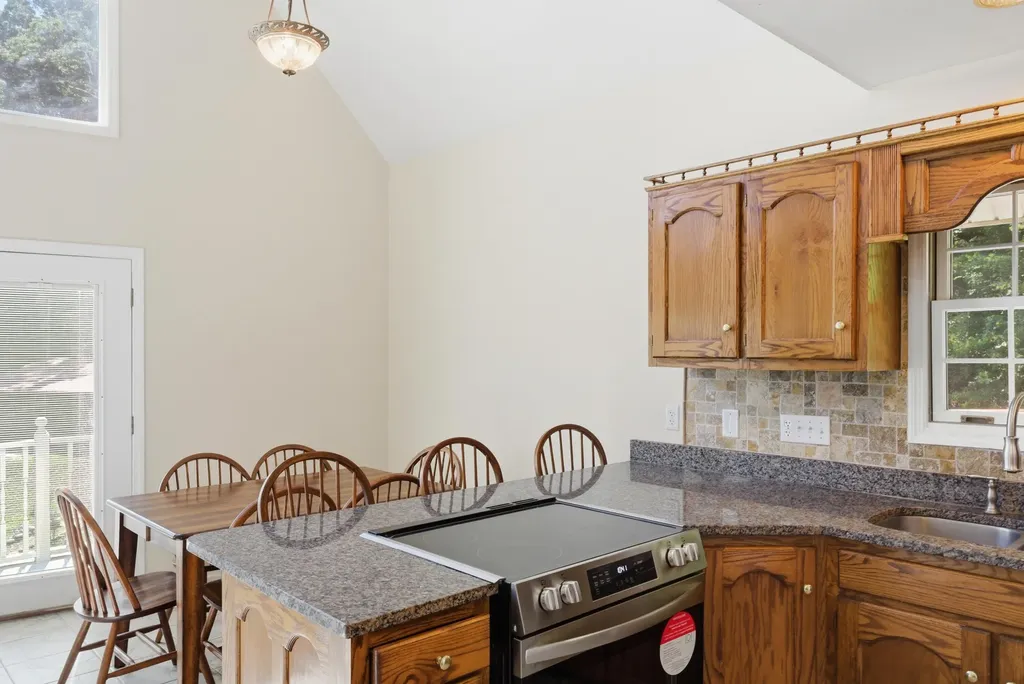 832 Cliffs Edge Road East Bernstadt KY 40729