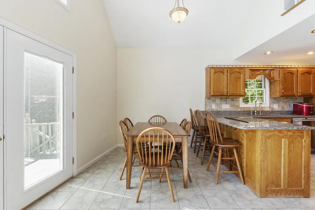 832 Cliffs Edge Road East Bernstadt KY 40729