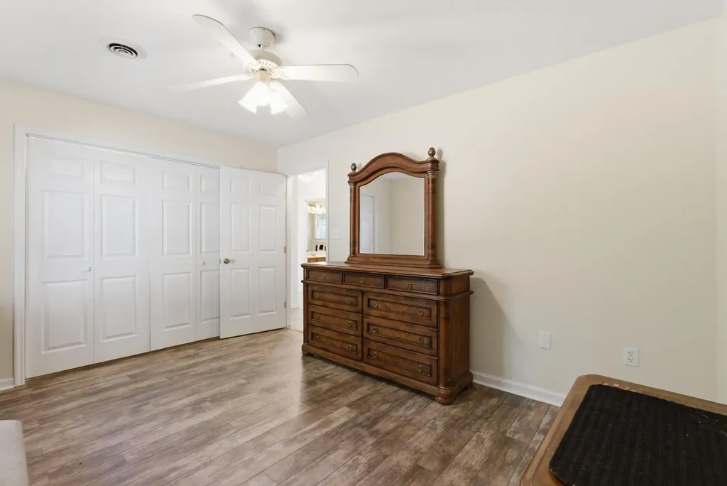 832 Cliffs Edge Road East Bernstadt KY 40729