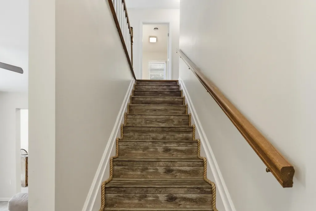832 Cliffs Edge Road East Bernstadt KY 40729