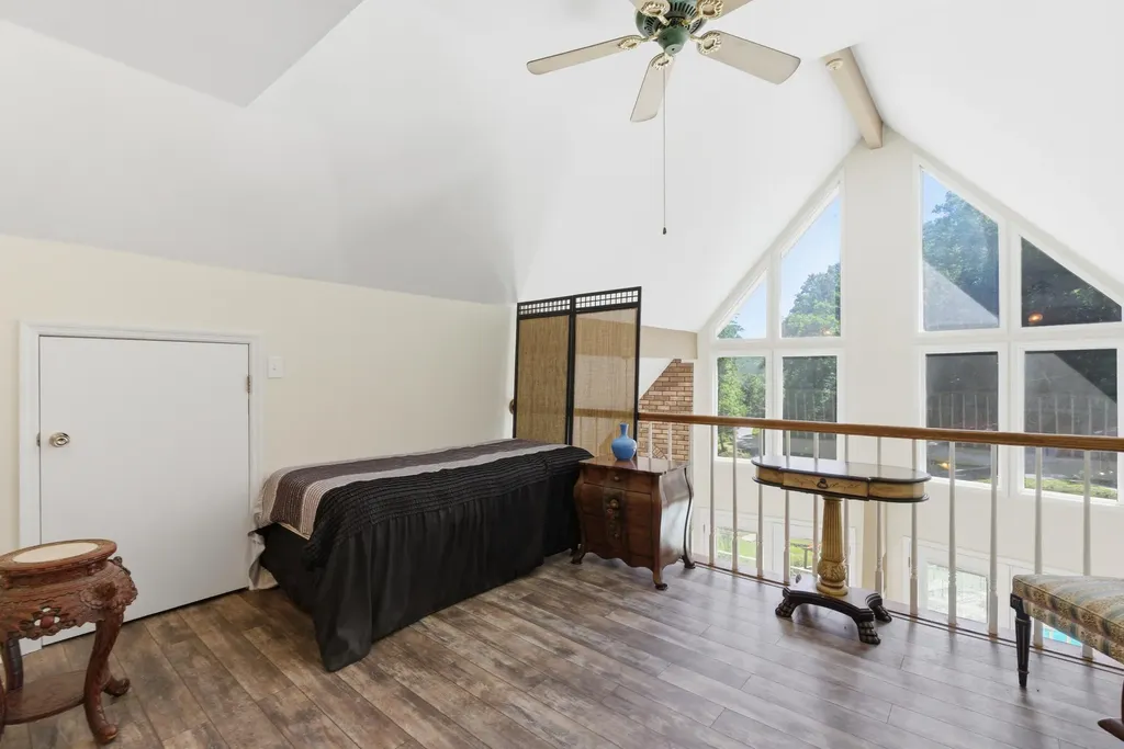 832 Cliffs Edge Road East Bernstadt KY 40729